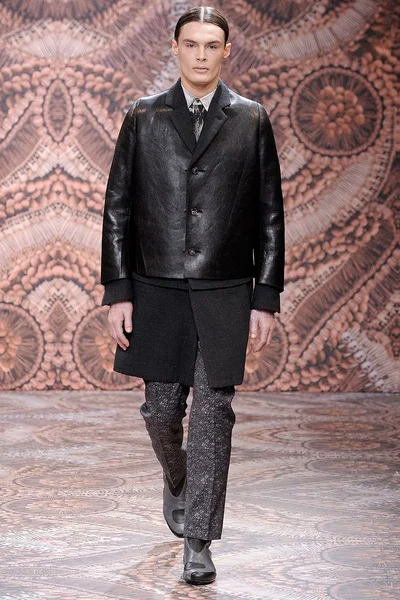 Look 22